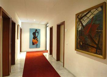 Art Hotel Royal Karlsruhe Buitenkant foto